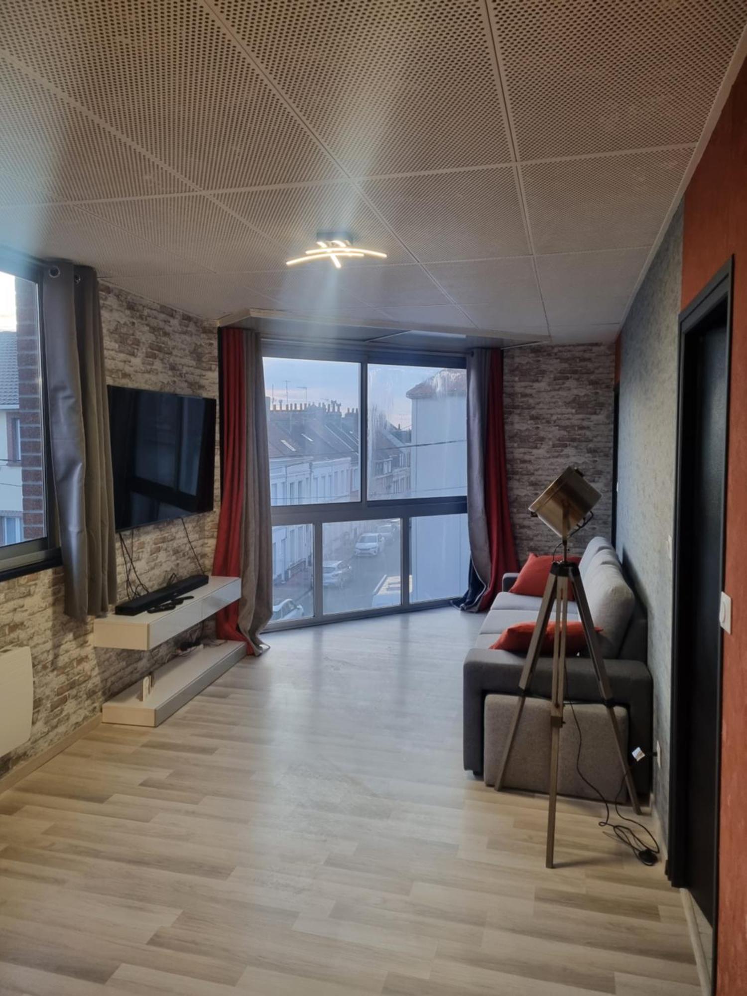 Cosy Loft - Calais Apartamento Exterior foto