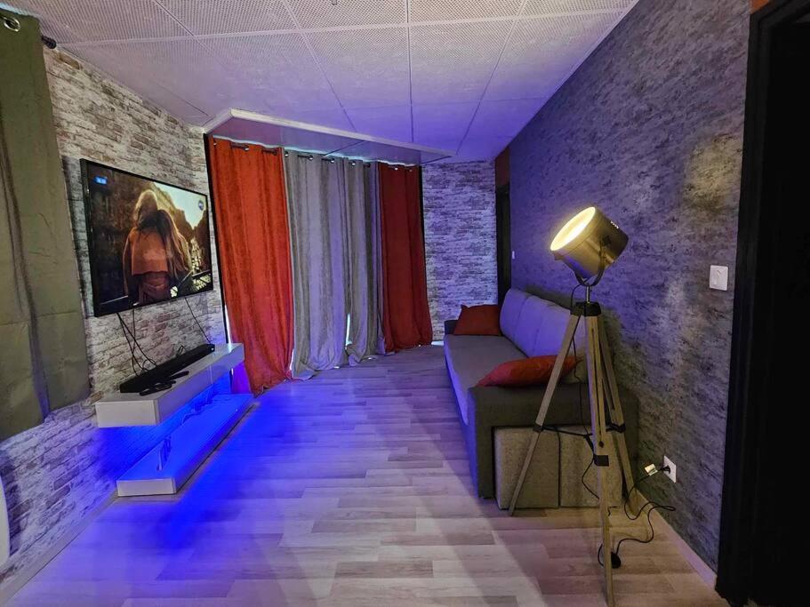 Cosy Loft - Calais Apartamento Exterior foto
